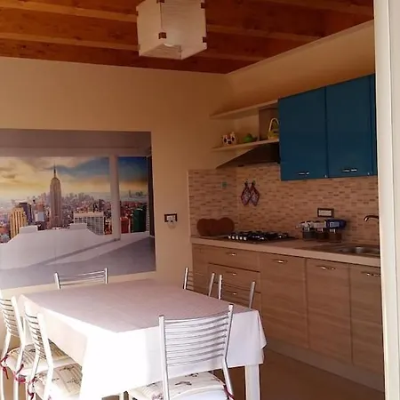 Дом отдыха Detached House With Garden Милаццо