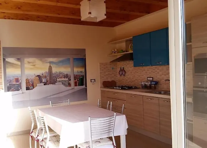 Дом отдыха Detached House With Garden Милаццо
