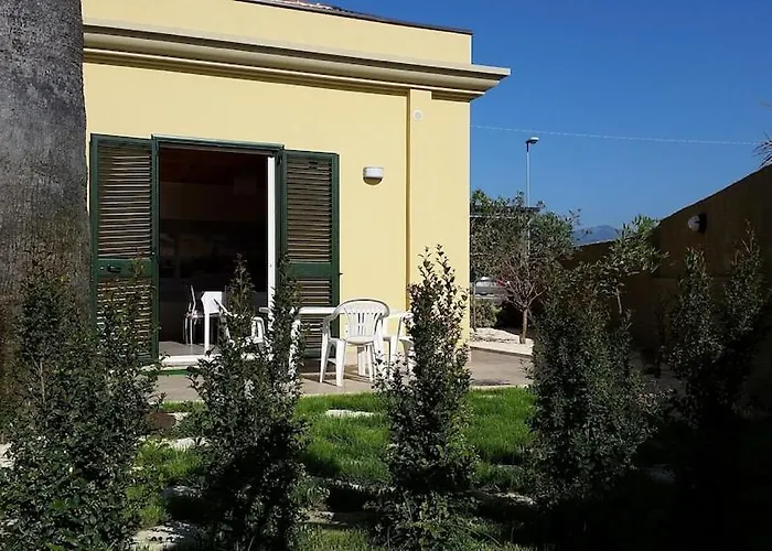 Detached House With Garden