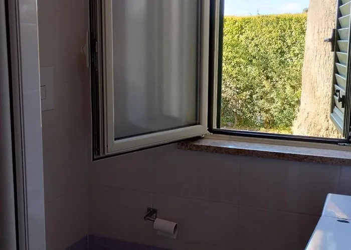 Detached House With Garden Дом отдыха